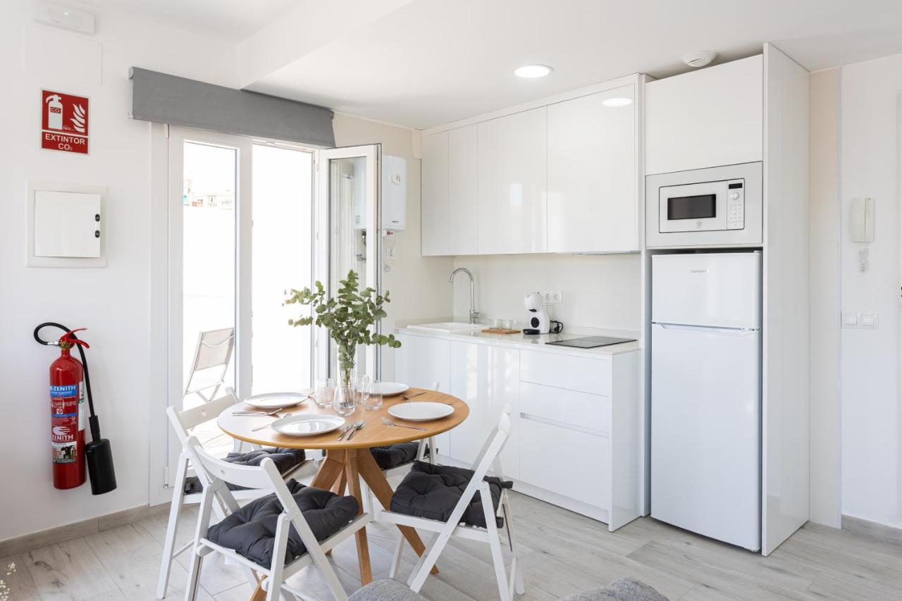 Apartamentos La Pelusa Μάλαγα Εξωτερικό φωτογραφία